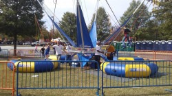 received 721304076324124 1676306860 4 Station Bungee Jump Trampoline