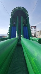 Amazon Zip Line zipline2 70920618 Amazon Zip Line